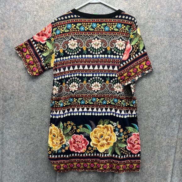 FARM Rio Black Graphic Short Sleeve T-Shirt - Picture 11 of 12